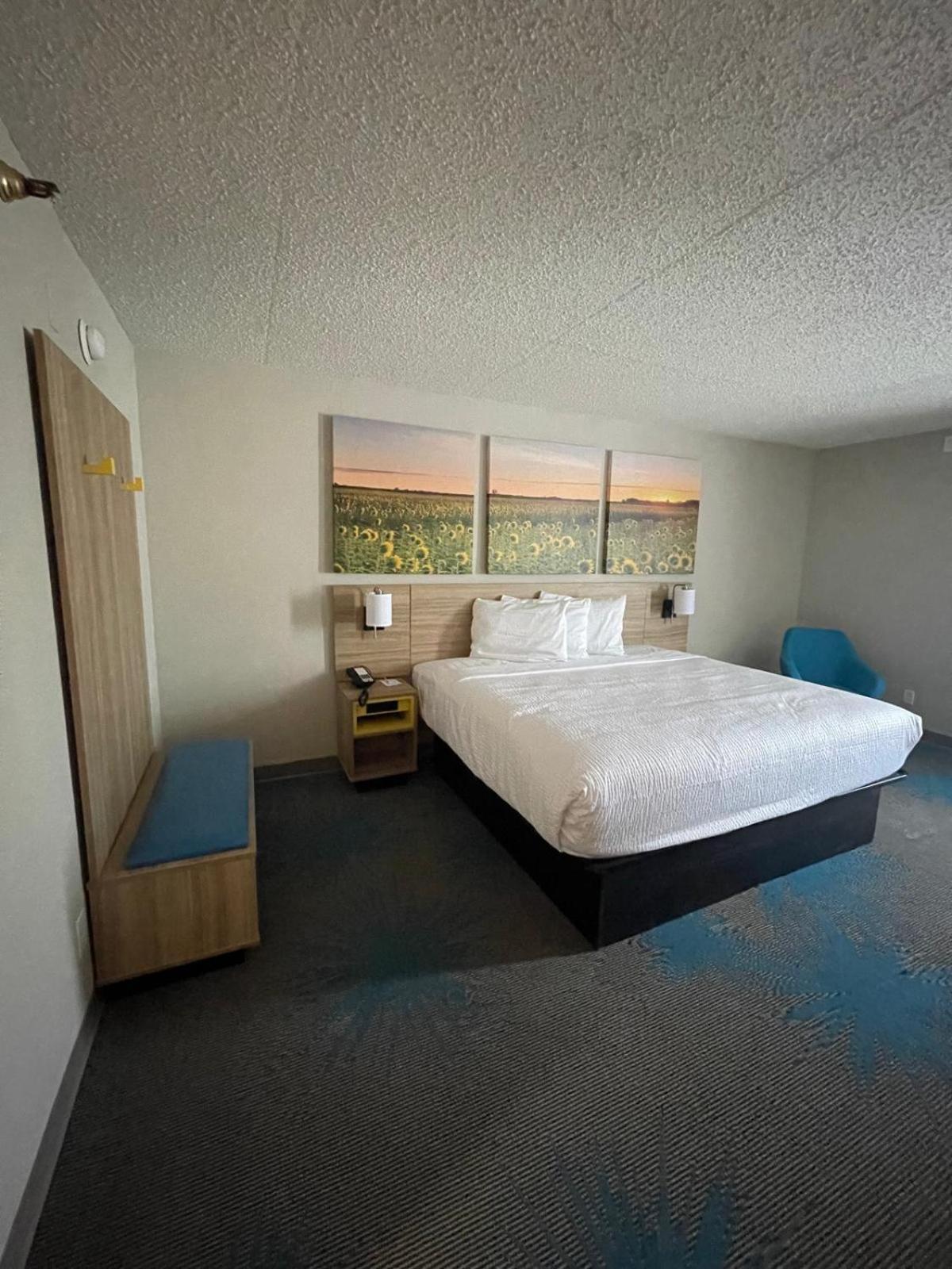 Days Inn By Wyndham Mandan Bismarck Area Zewnętrze zdjęcie